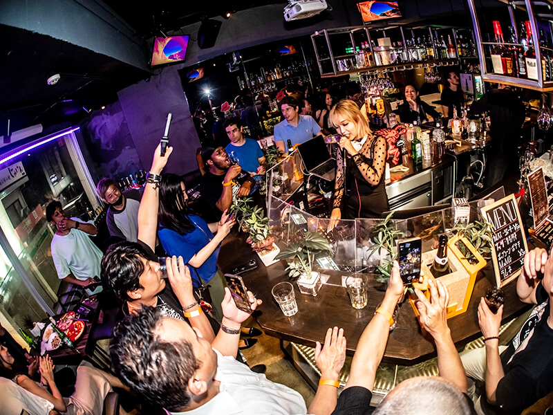 LITTS BAR ＆ GRILL SHIBUYA - バー リッツ 渋谷 | 東京 渋谷 宇田川町のラグジュアリーBAR