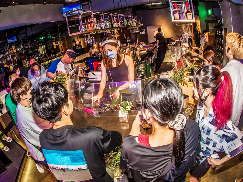 LITTS BAR ＆ GRILL SHIBUYA - バー リッツ 渋谷 | 東京 渋谷 宇田川町のラグジュアリーBAR